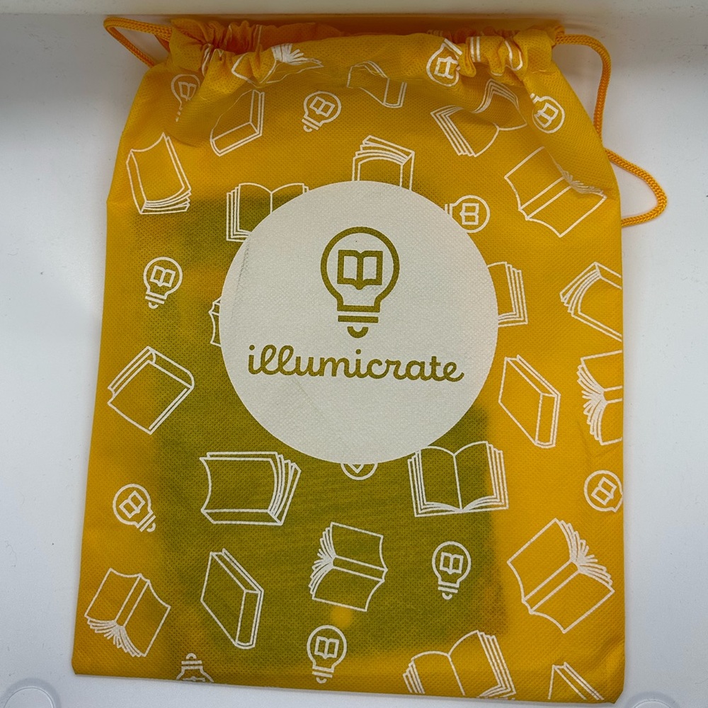Illumicrate July 2022: In Too Deep - Plunge into the Depths of Enchantment